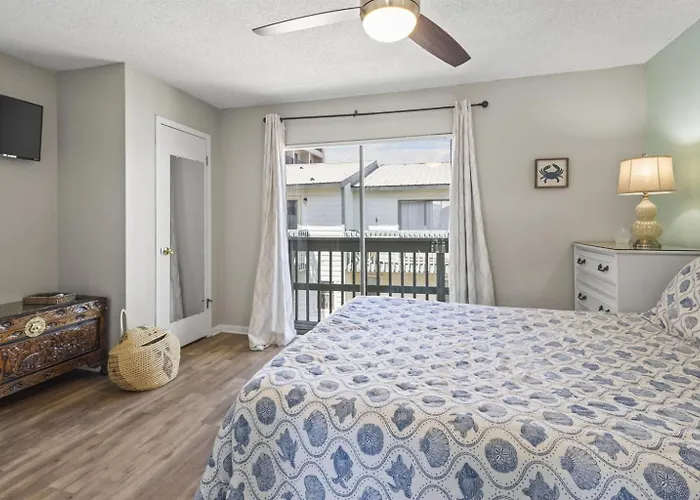 View 12 Affordable And Cozy Getaway Apartment Gulf Shores