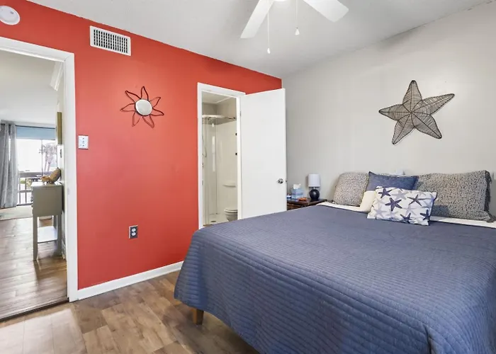 View 12 Affordable And Cozy Getaway
